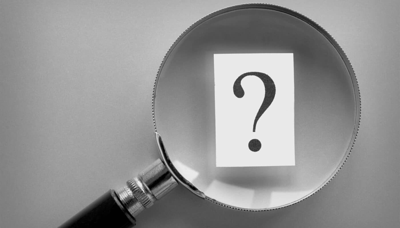 Who are the Owners of the Assets of the Installed Base of a B2B Industrial OEM?